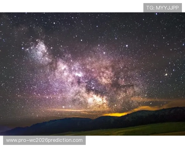 星空足球场：世界杯期间夜间比赛的星空投影技术全解析